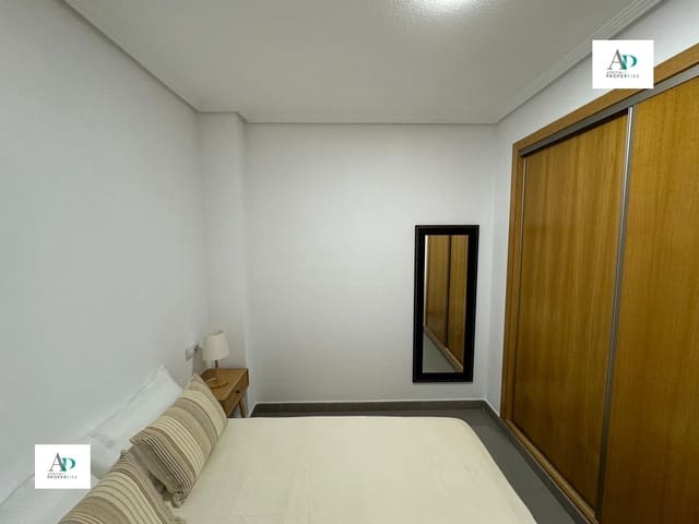 2 bedroom Flat for rent in Guardamar del Segura - € 850 (Ref: 9823271)