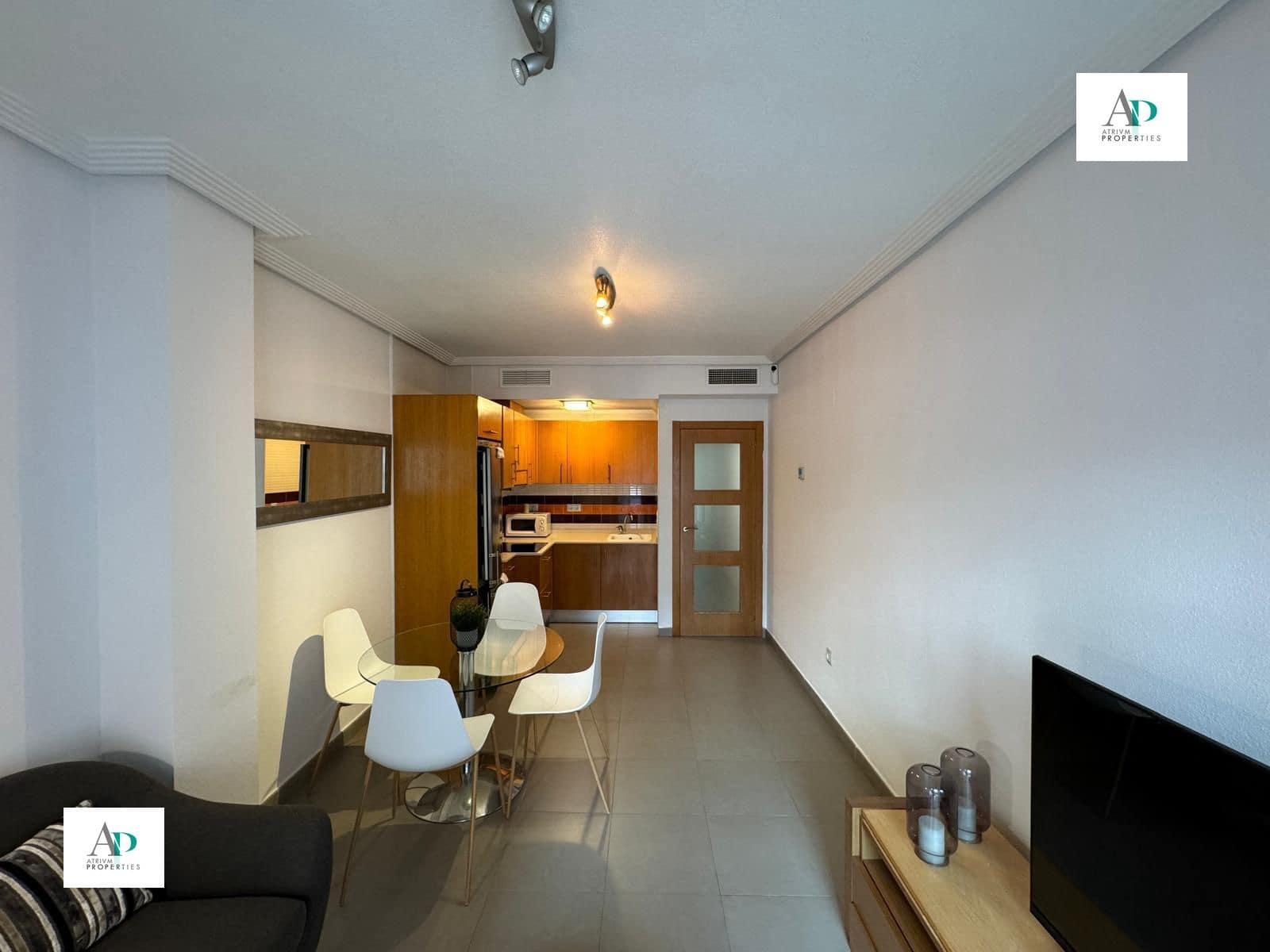 2 soveværelse Lejlighed til leje i Guardamar del Segura - € 850 (Ref: 9823272)