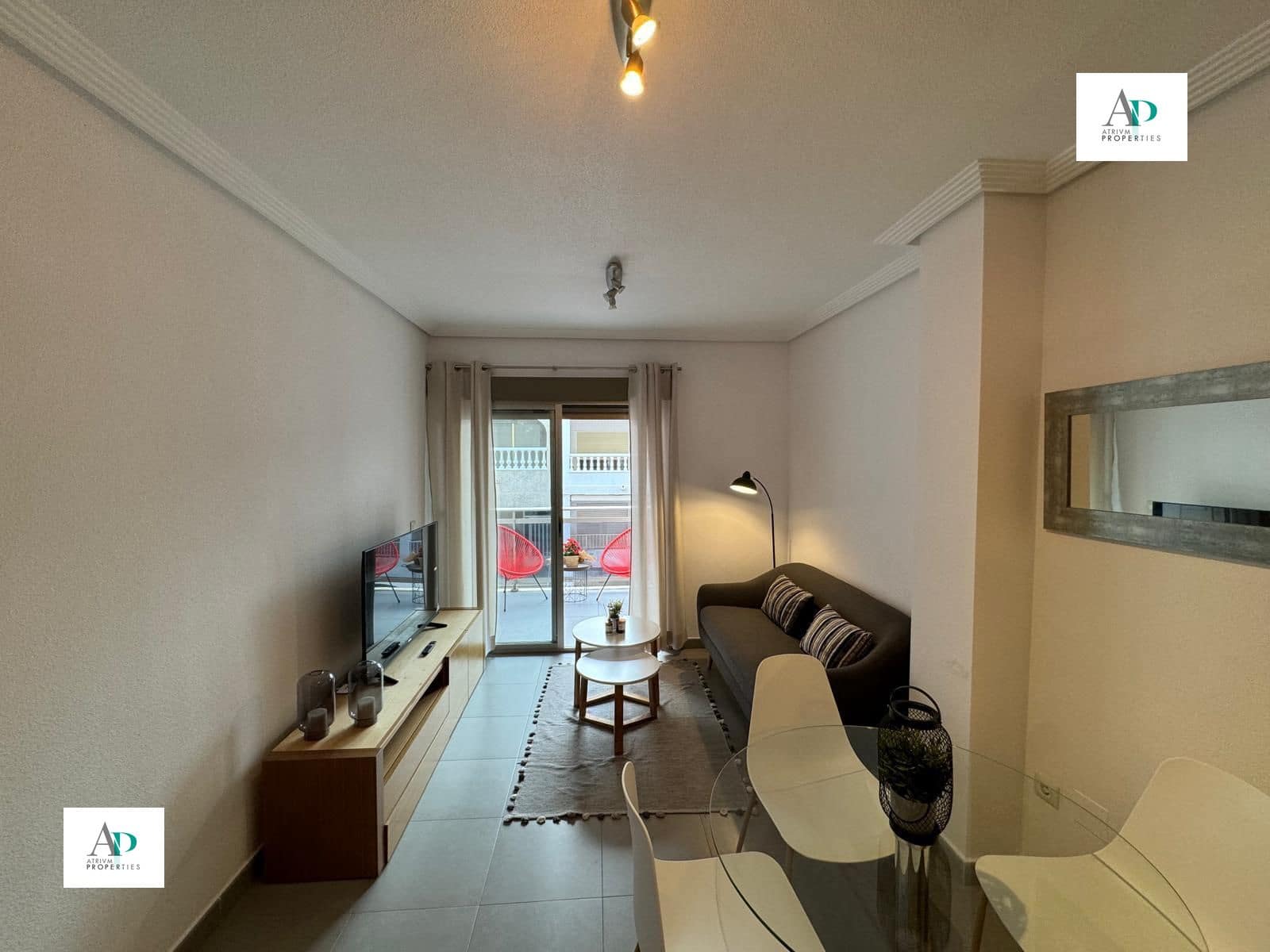 2 soveværelse Lejlighed til leje i Guardamar del Segura - € 850 (Ref: 9823272)