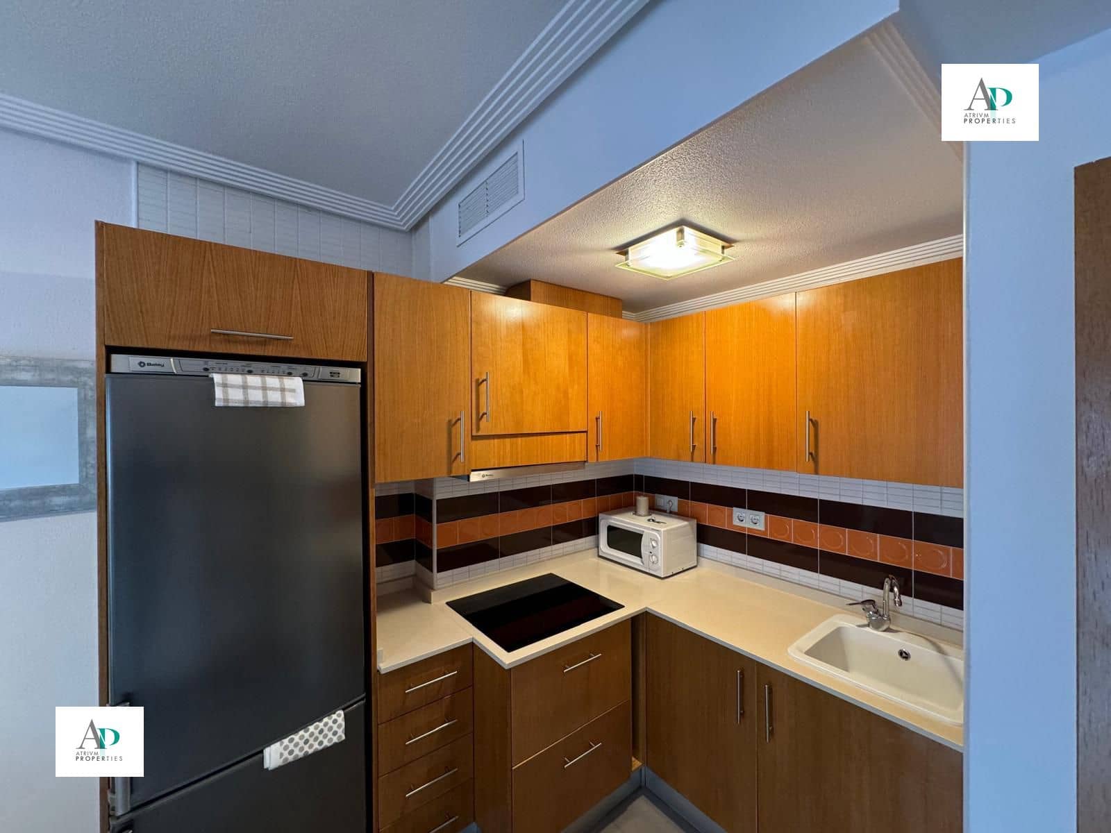 2 soveværelse Lejlighed til leje i Guardamar del Segura - € 850 (Ref: 9823272)