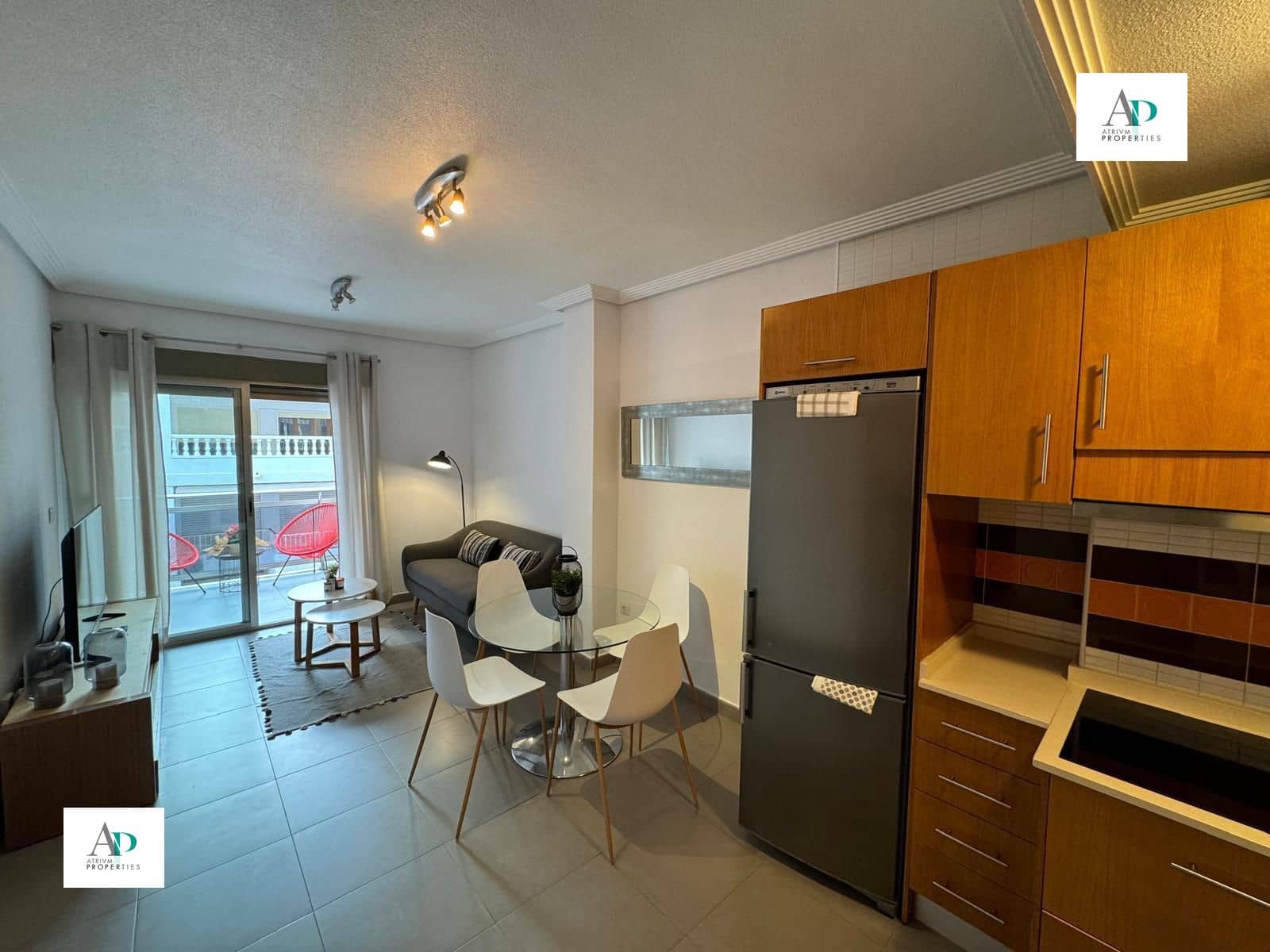 2 soveværelse Lejlighed til leje i Guardamar del Segura - € 850 (Ref: 9823272)