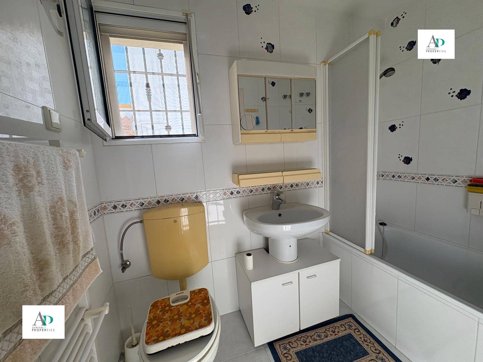 3 Zimmer Apartment zu vermieten in Villamartin mit Pool - 1.000 € (Ref: 9827427)