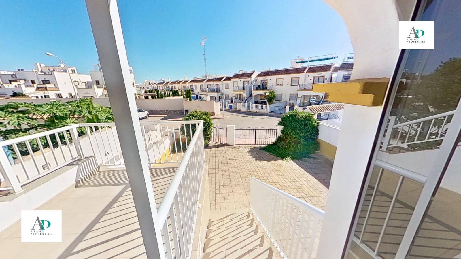 3 Zimmer Apartment zu vermieten in Villamartin mit Pool - 1.000 € (Ref: 9827427)