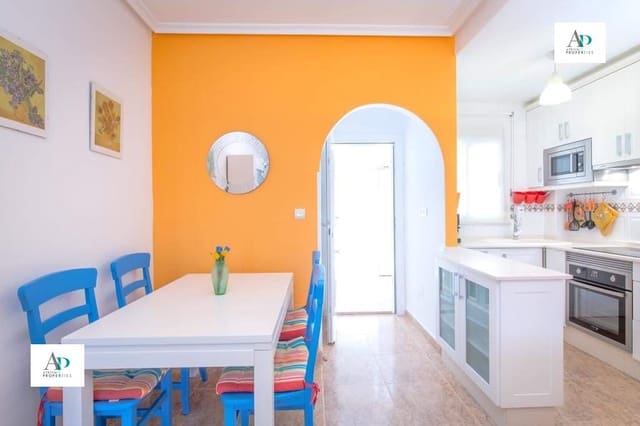 3 soverom Villa til leie i La Mata, Torrevieja med svømmebasseng - € 1 300 (Ref: 9832060)