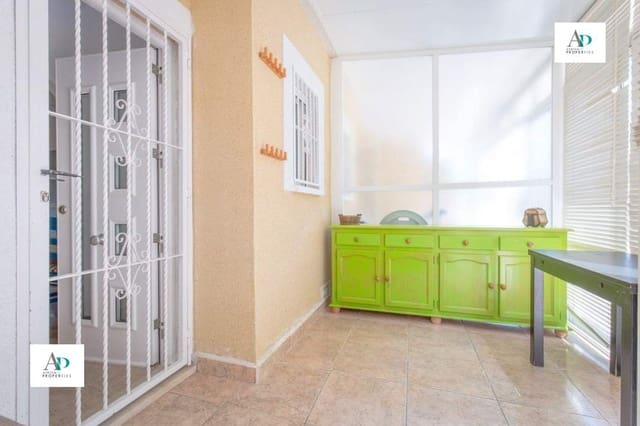3 soveværelse Villa til leje i La Mata, Torrevieja med swimmingpool - € 1.300 (Ref: 9832060)