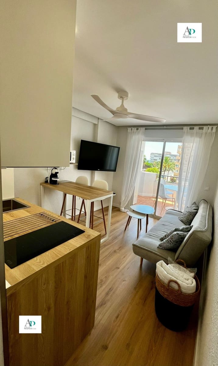 1 soverom Leilighet til leie i Torrevieja med garasje - € 650 (Ref: 9832351)