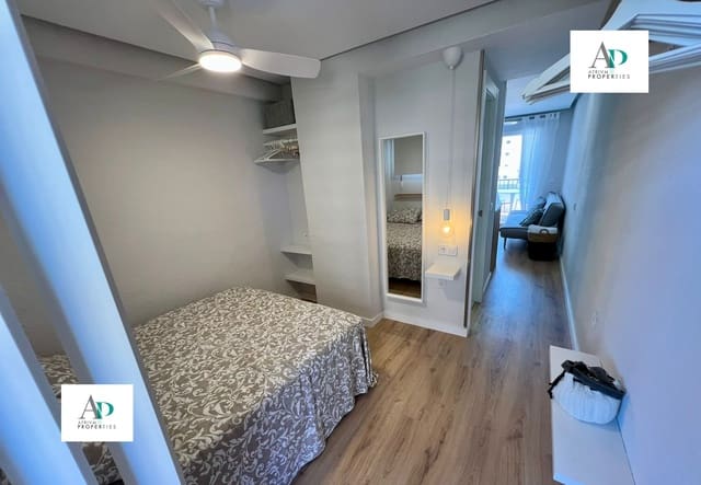 1 soverom Leilighet til leie i Torrevieja med garasje - € 650 (Ref: 9832351)