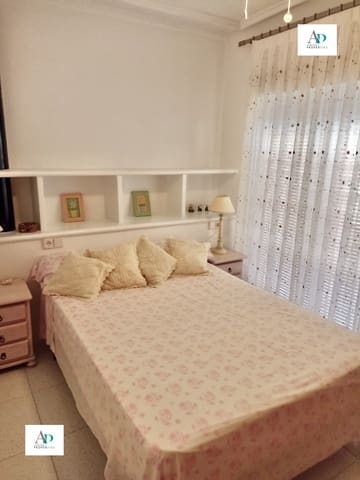 3 soverom Villa til leie i Guardamar del Segura med svømmebasseng - € 850 (Ref: 9832352)