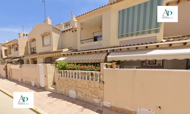 3 soverom Villa til leie i Guardamar del Segura med svømmebasseng - € 850 (Ref: 9832352)