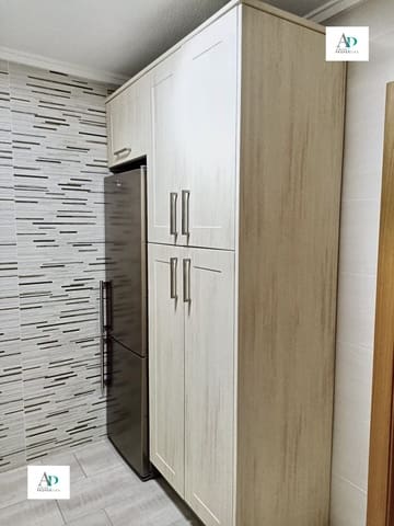 3 soverom Villa til leie i Guardamar del Segura med svømmebasseng - € 850 (Ref: 9832352)