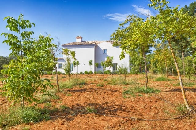 3 chambre Finca/Maison de Campagne à vendre à Ronda avec piscine garage - 1 600 000 € (Ref: 5255781)