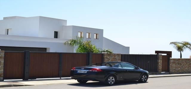 5 slaapkamer Villa te koop in Manilva met zwembad garage - € 3.295.000 (Ref: 5268738)