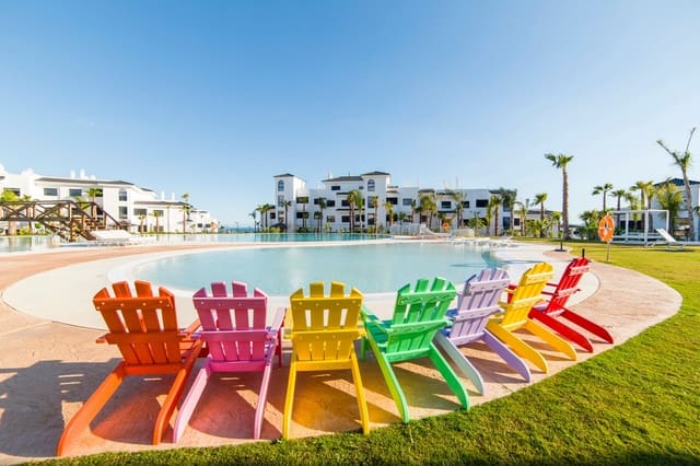 4 Zimmer Apartment zu verkaufen in Altos de Estepona, Estepona mit Pool Garage - 810.000 € (Ref: 6473067)