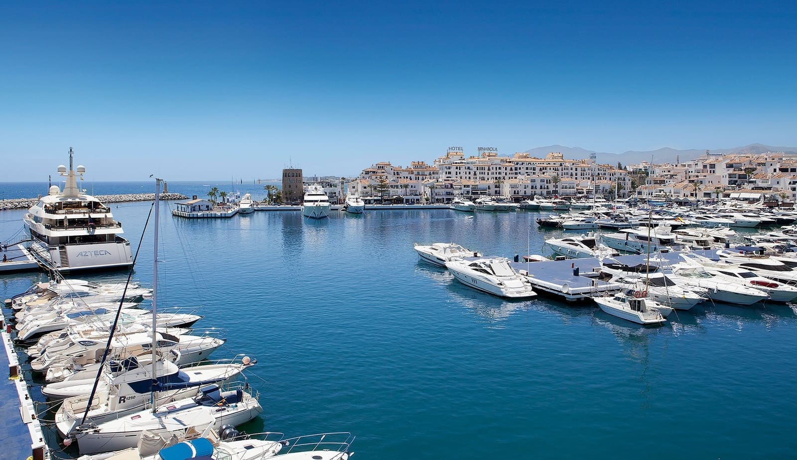 3 bedroom Apartment for sale in Marbella with pool garage - € 950,000 (Ref: 6473086)