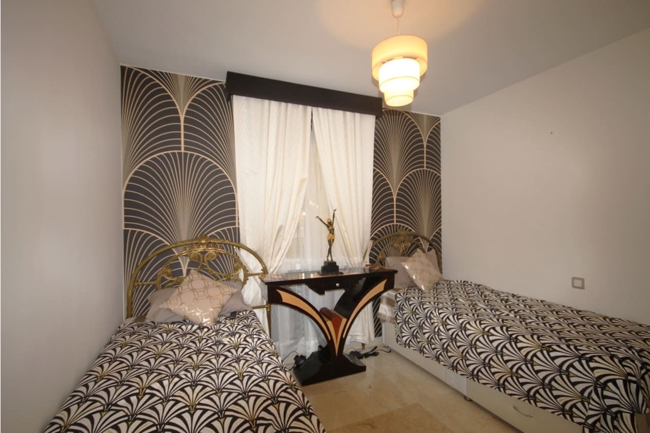 2 soveværelse Penthouse til salg i Guadalmina med swimmingpool garage - € 680.000 (Ref: 7076484)