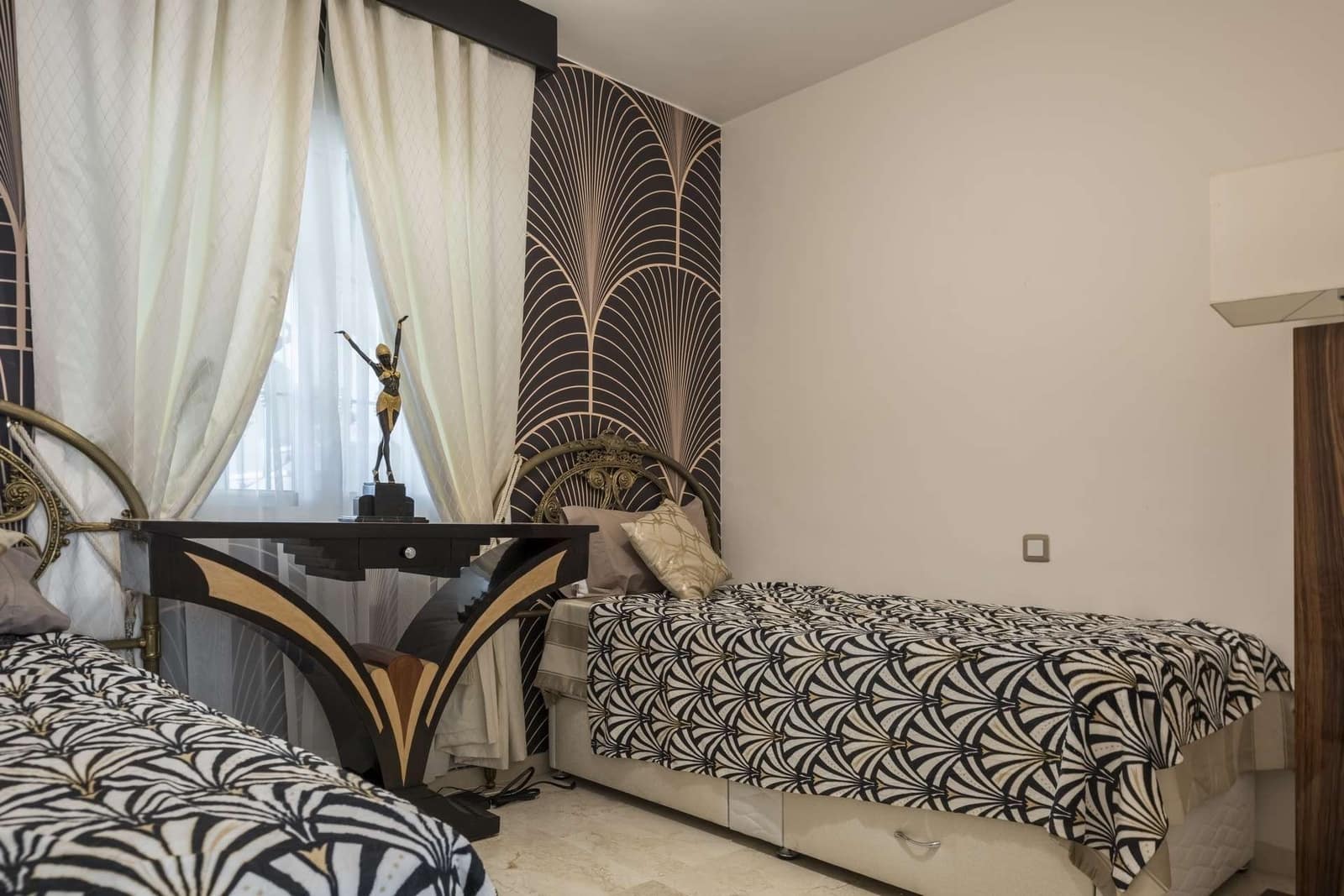 2 soveværelse Penthouse til salg i Guadalmina med swimmingpool garage - € 680.000 (Ref: 7076484)