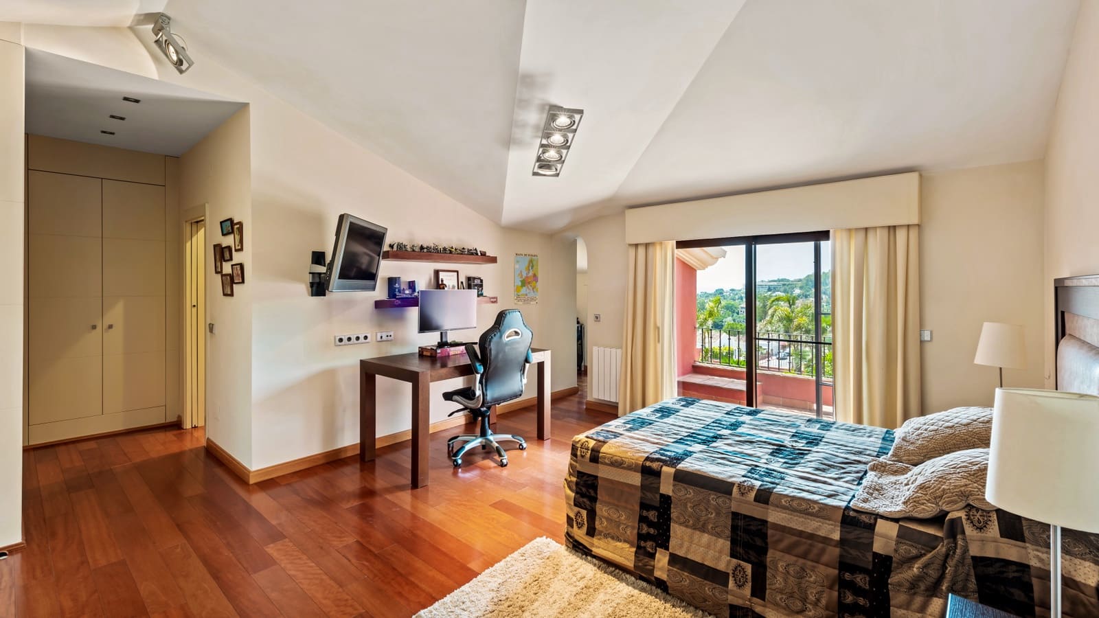 5 camera da letto Villa in vendita in Nueva Andalucia con piscina garage - 3.775.000 € (Rif: 7076559)
