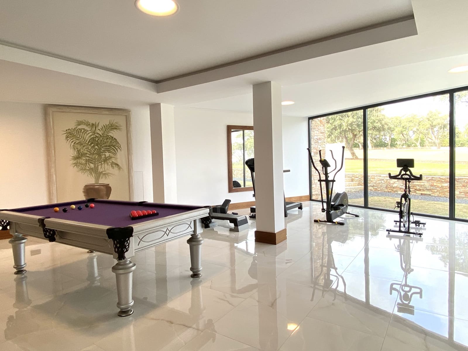 6 bedroom Villa for sale in Sotogrande with pool garage - € 4,500,000 (Ref: 7495830)