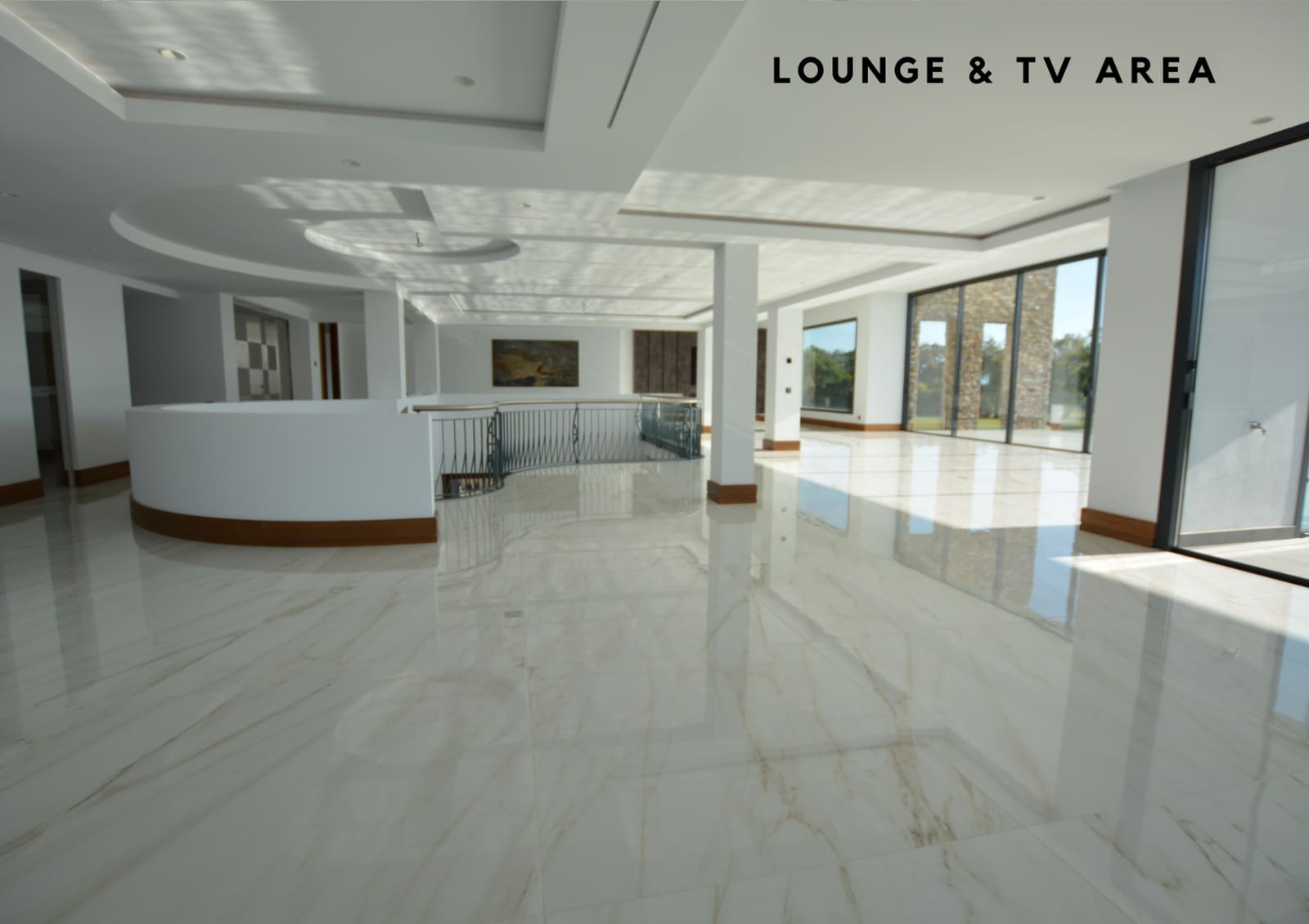 6 bedroom Villa for sale in Sotogrande with pool garage - € 4,500,000 (Ref: 7495830)