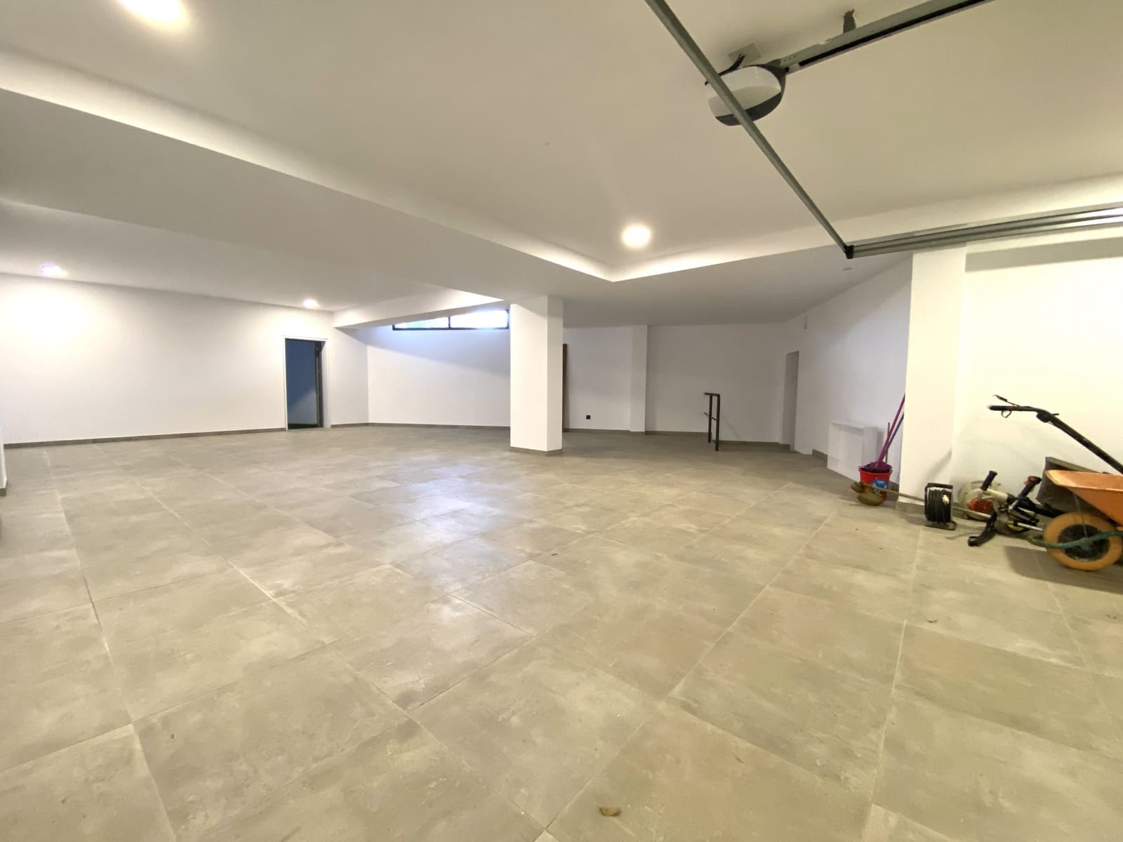 6 bedroom Villa for sale in Sotogrande with pool garage - € 4,500,000 (Ref: 7495830)