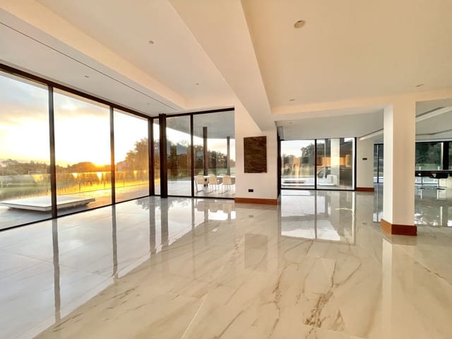 6 soverom Villa til salgs i Sotogrande, San Roque med svømmebasseng garasje - € 4 500 000 (Ref: 7495830)