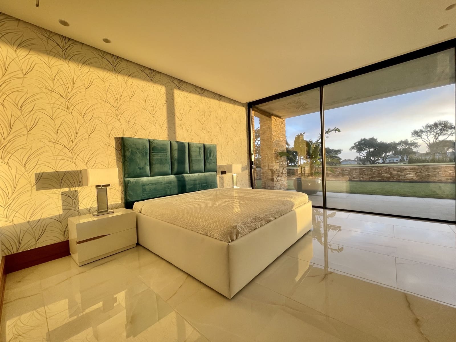 6 soverom Villa til salgs i Sotogrande med svømmebasseng garasje - € 4 500 000 (Ref: 7495830)