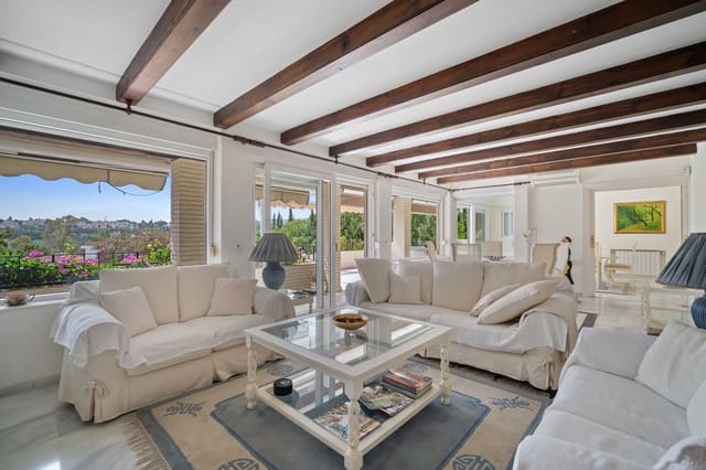 4 soveværelse Villa til salg i Guadalmina Alta, Marbella med swimmingpool garage - € 1.950.000 (Ref: 7710420)