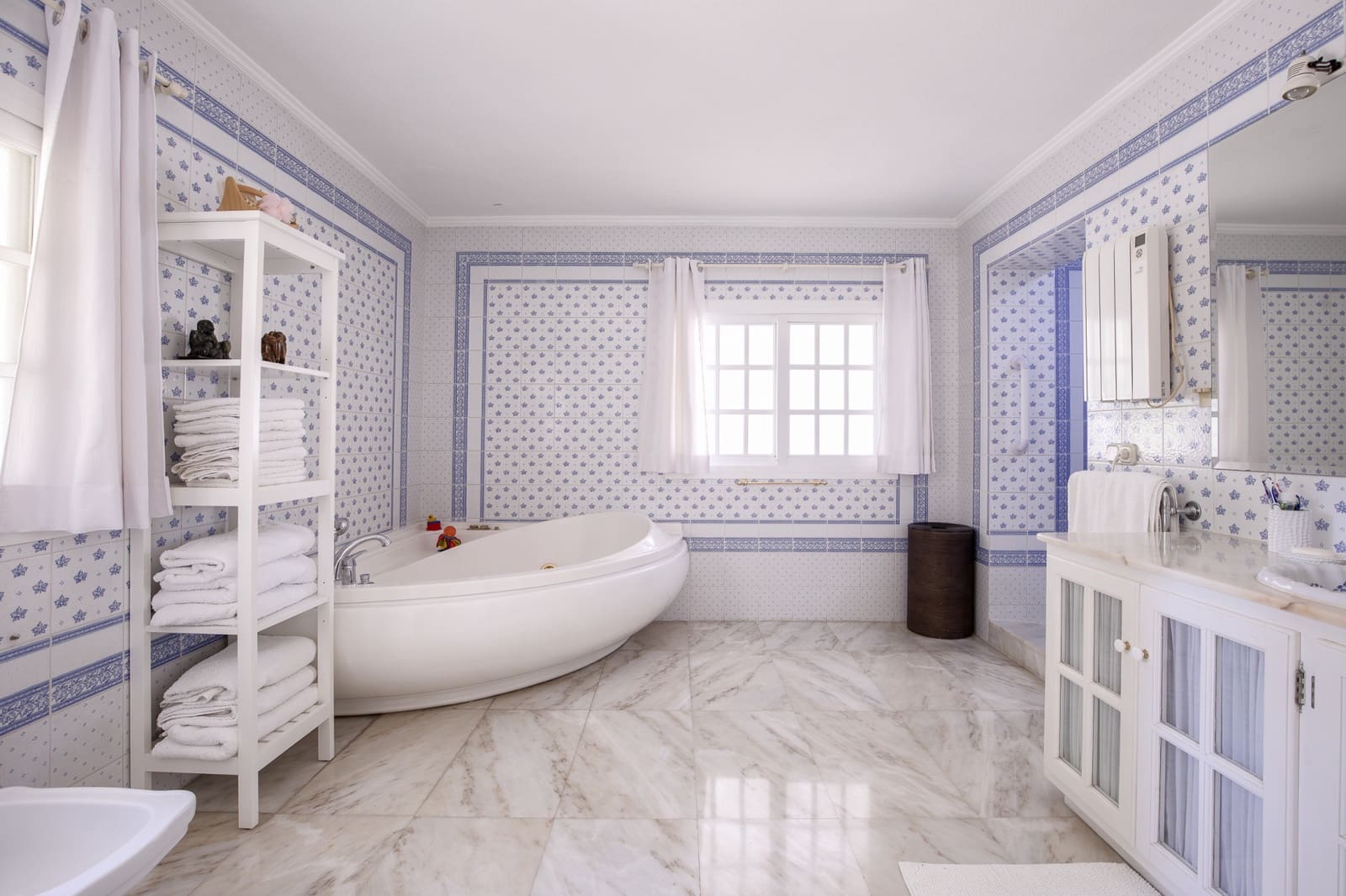 4 soverom Villa til salgs i Guadalmina med svømmebasseng garasje - € 2 495 000 (Ref: 7913159)