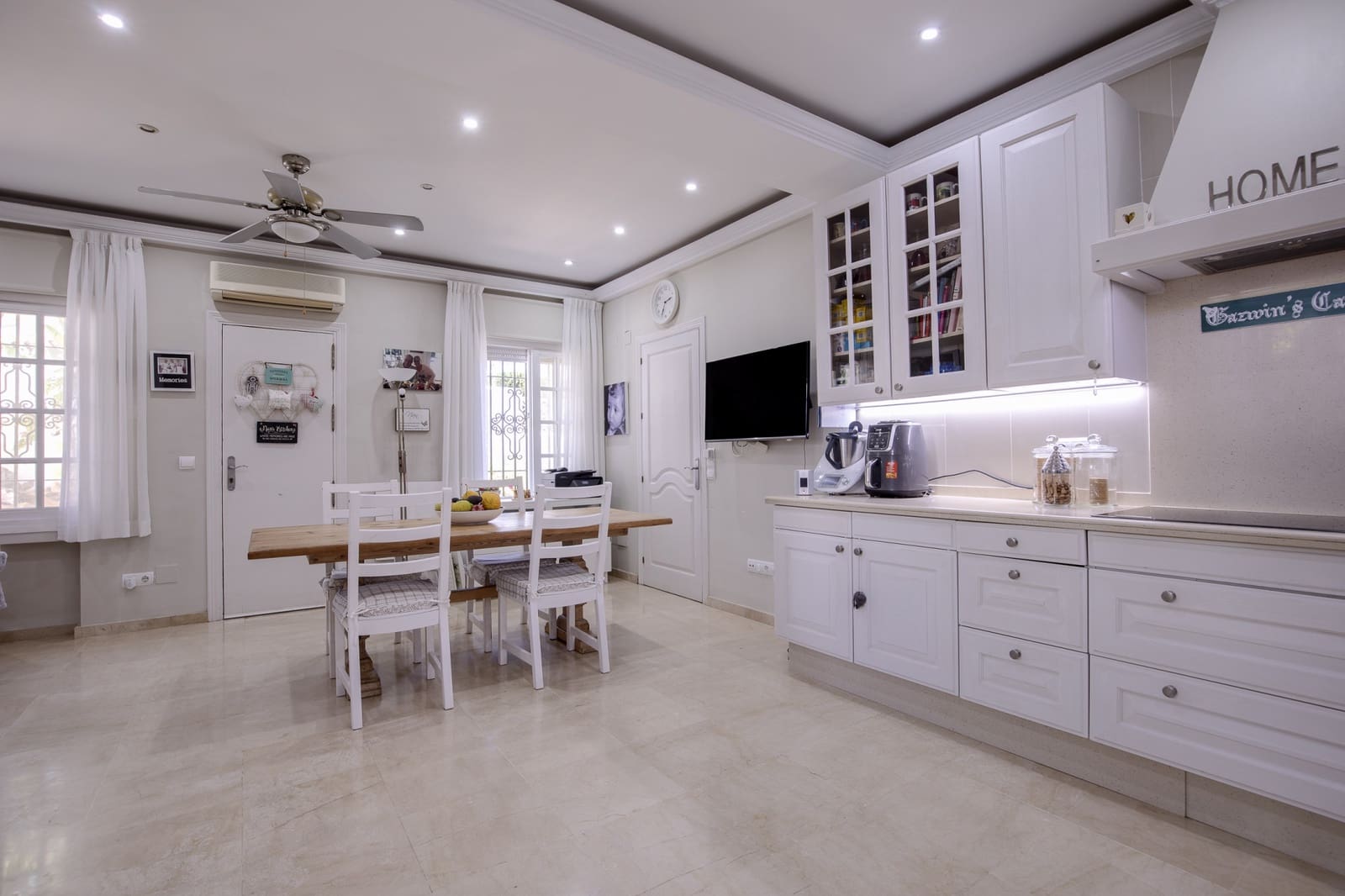 4 soverom Villa til salgs i Guadalmina med svømmebasseng garasje - € 2 495 000 (Ref: 7913159)