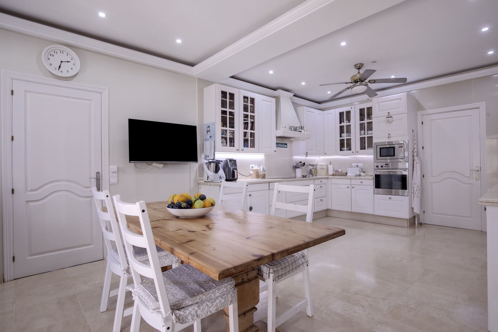 4 soverom Villa til salgs i Guadalmina med svømmebasseng garasje - € 2 495 000 (Ref: 7913159)