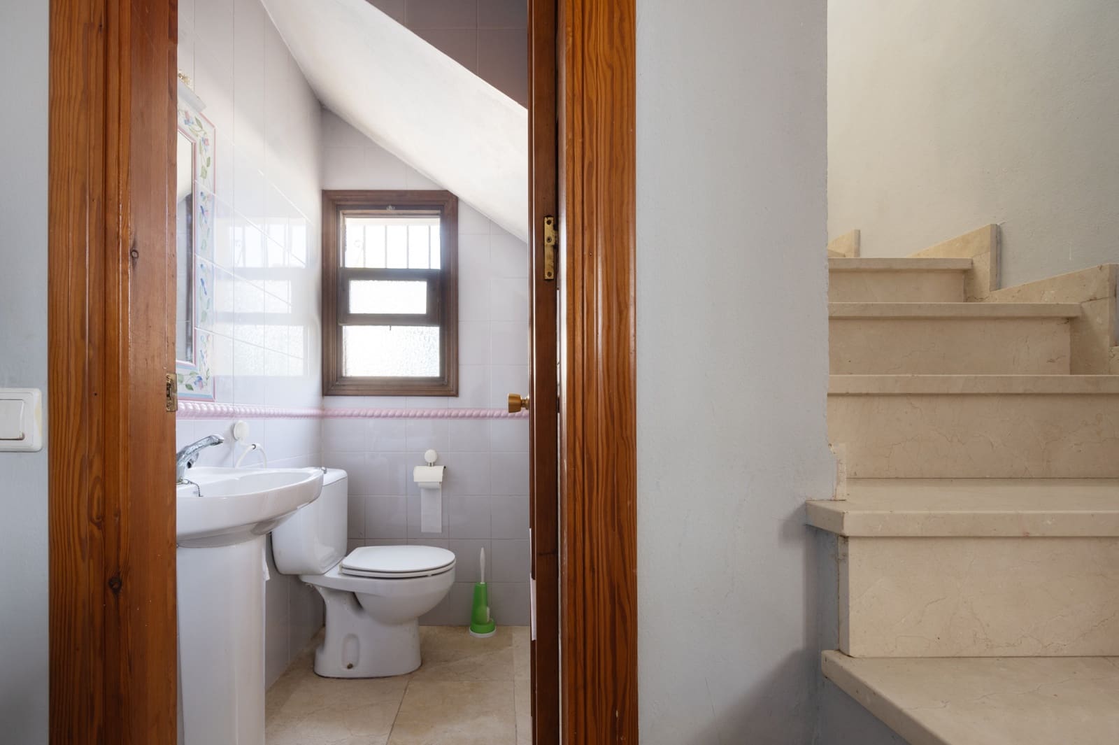 4 chambre Villa/Maison à vendre à San Enrique de Guadiaro avec piscine garage - 875 000 € (Ref: 7933357)