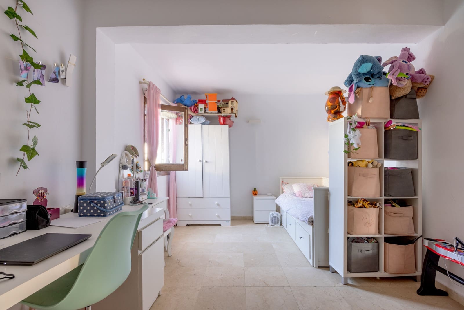 4 chambre Villa/Maison à vendre à San Enrique de Guadiaro avec piscine garage - 875 000 € (Ref: 7933357)