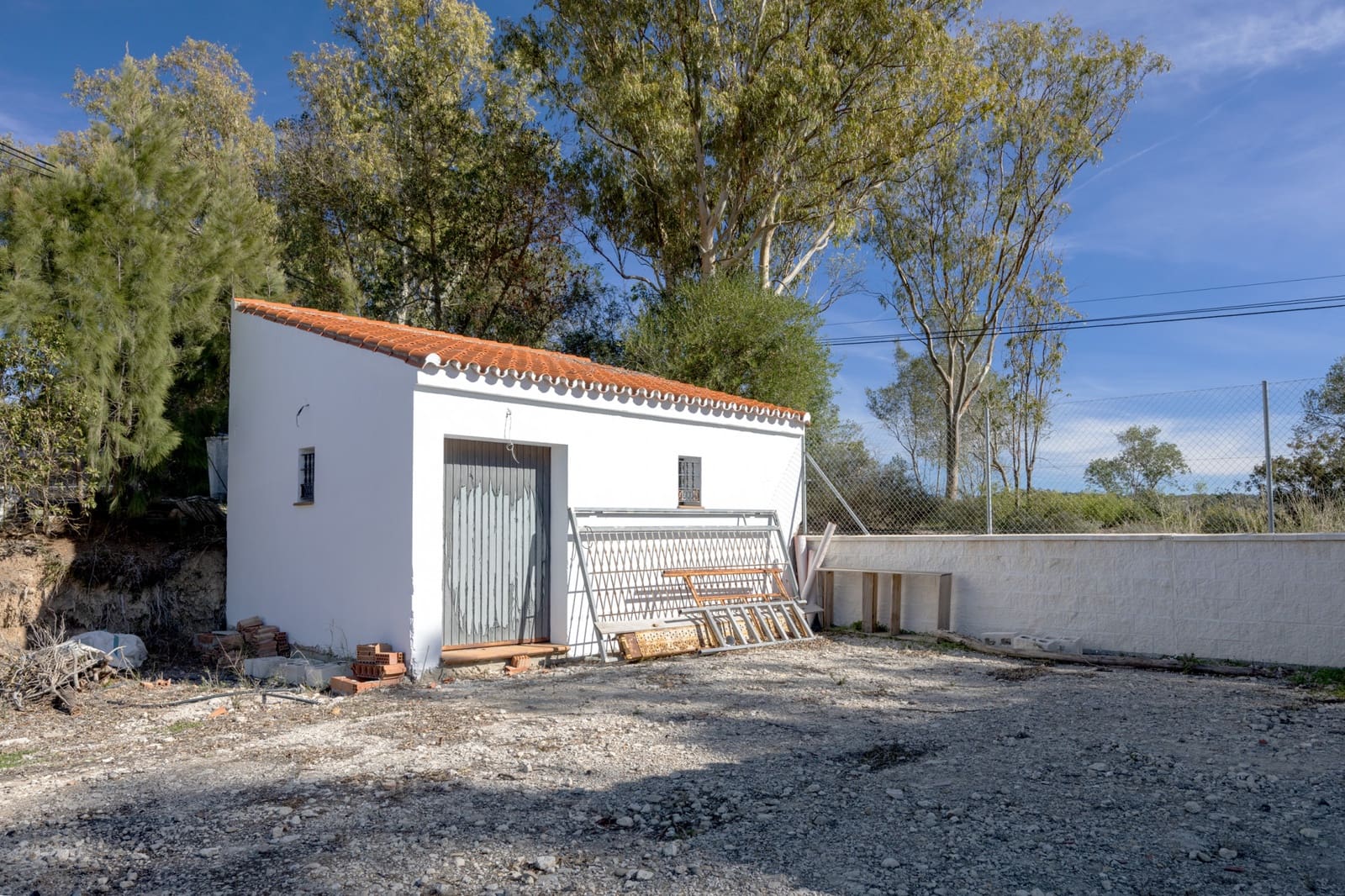 4 bedroom Villa for sale in San Enrique de Guadiaro with pool garage - € 875,000 (Ref: 7933357)