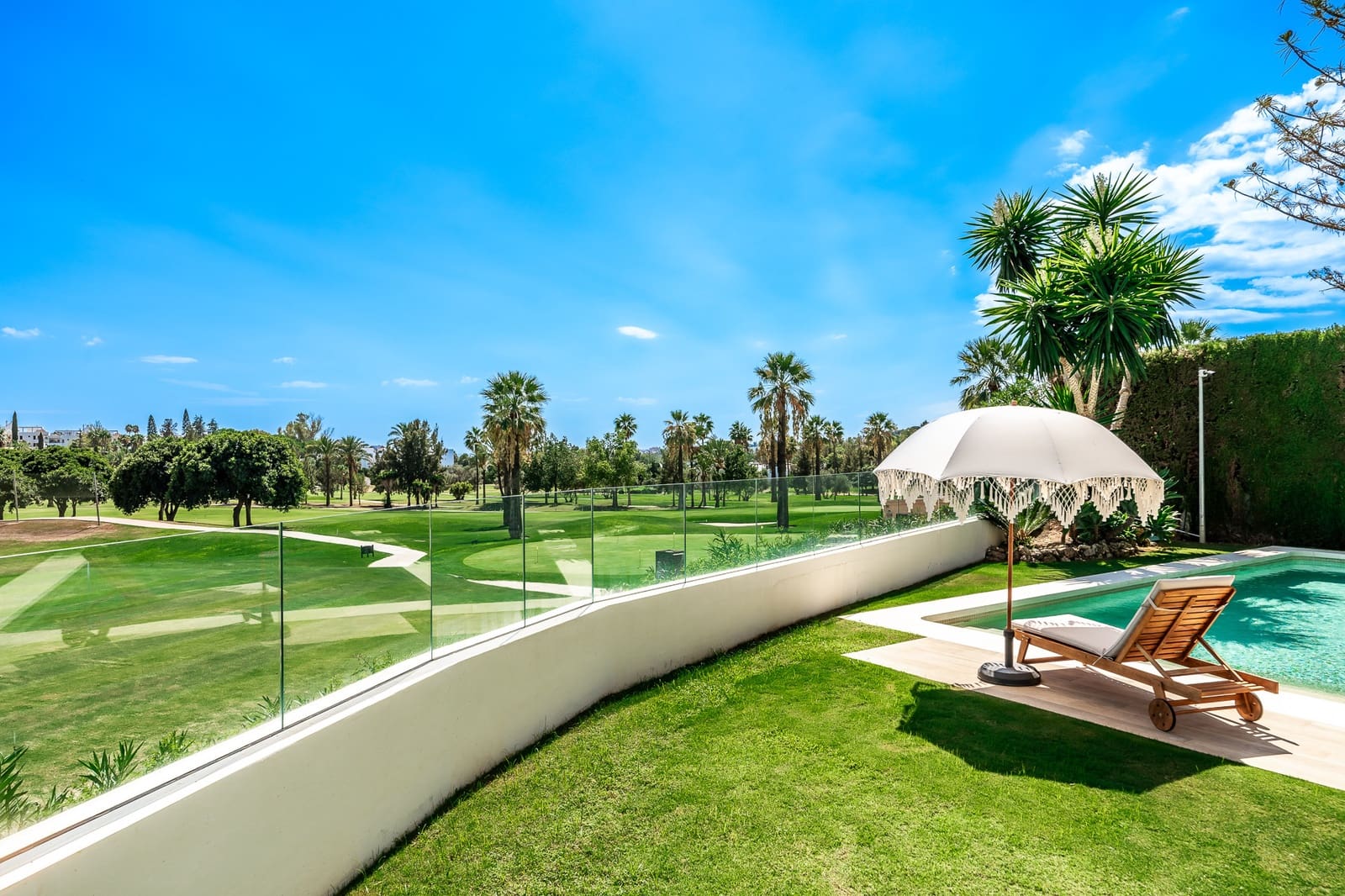 7 bedroom Villa for sale in Nueva Andalucia with pool - € 3,800,000 (Ref: 7960144)