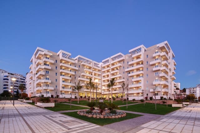 3 quarto Apartamento para venda em Nueva Andalucia, Marbella com piscina garagem - 400 000 € (Ref: 8064698)