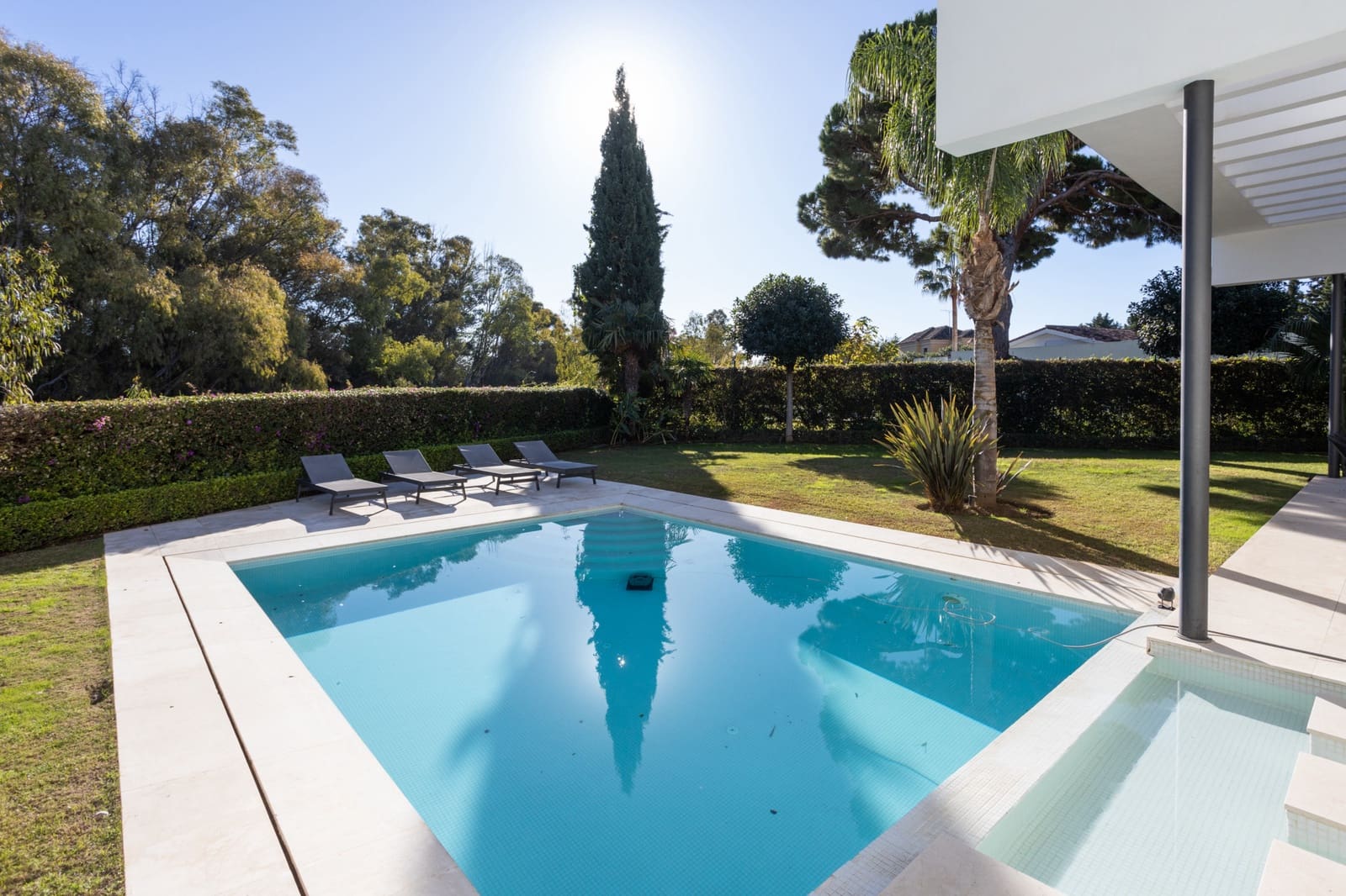 5 soveværelse Villa til salg i Guadalmina med swimmingpool garage - € 3.950.000 (Ref: 8089949)