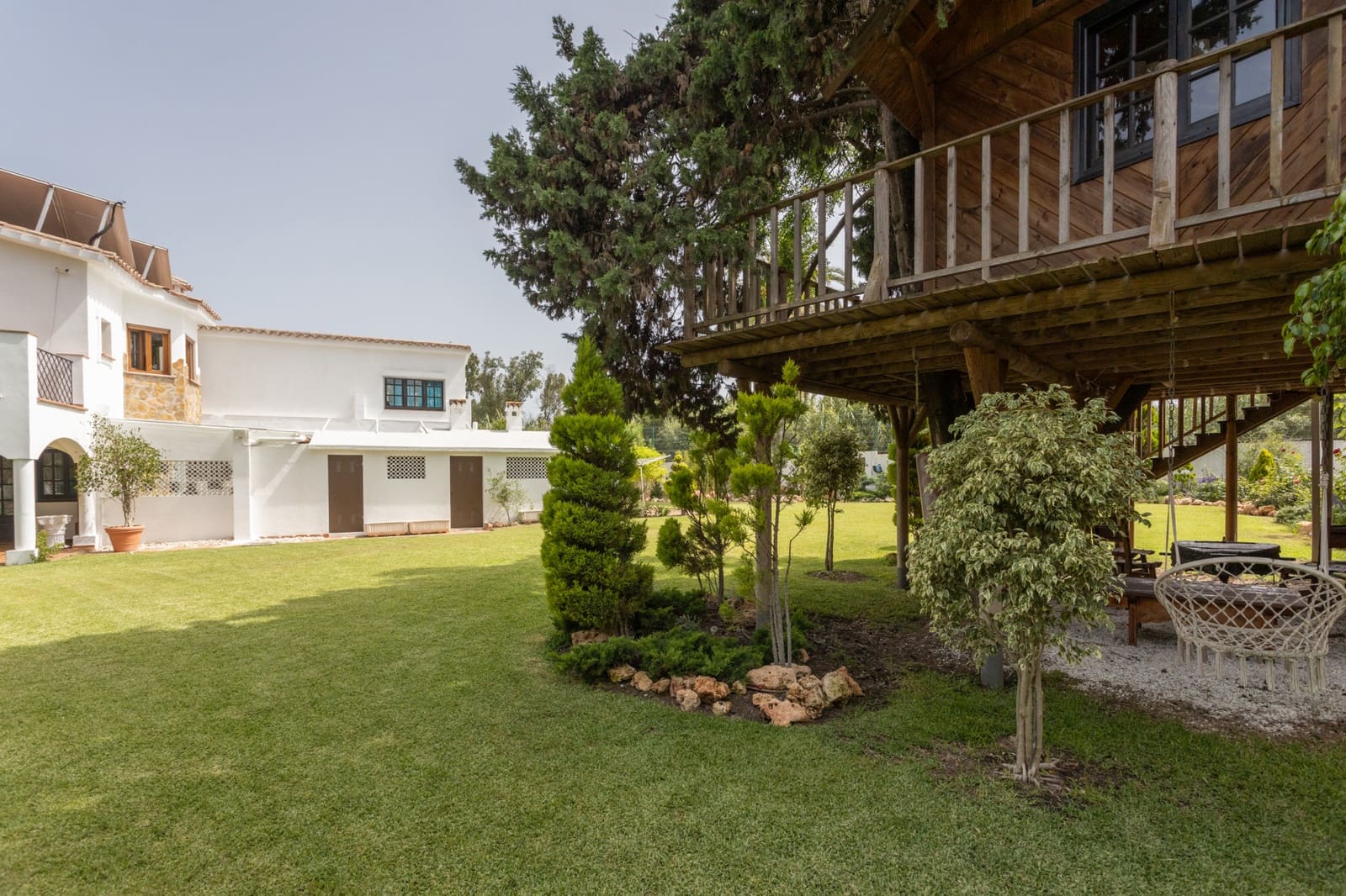 4 makuuhuone Huvila myytävänä paikassa Guadalmina mukana uima-altaan 
autotalli - 3 800 000 € (Ref: 8102886)