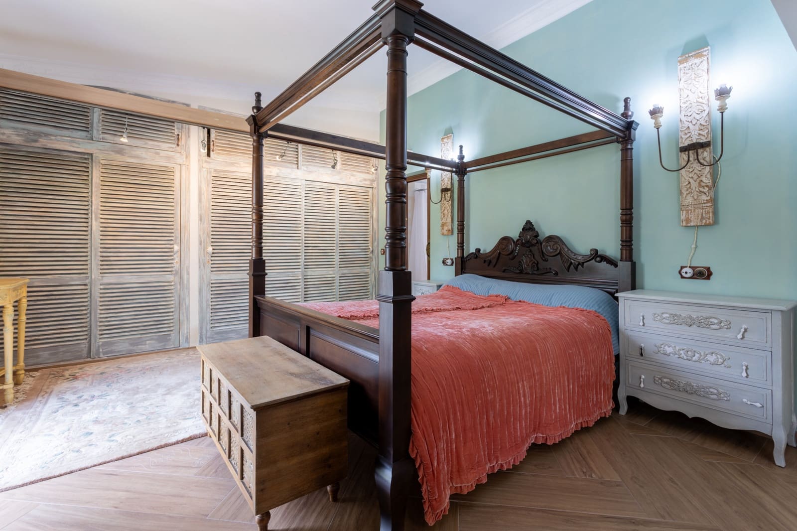 4 makuuhuone Huvila myytävänä paikassa Guadalmina mukana uima-altaan 
autotalli - 3 800 000 € (Ref: 8102886)