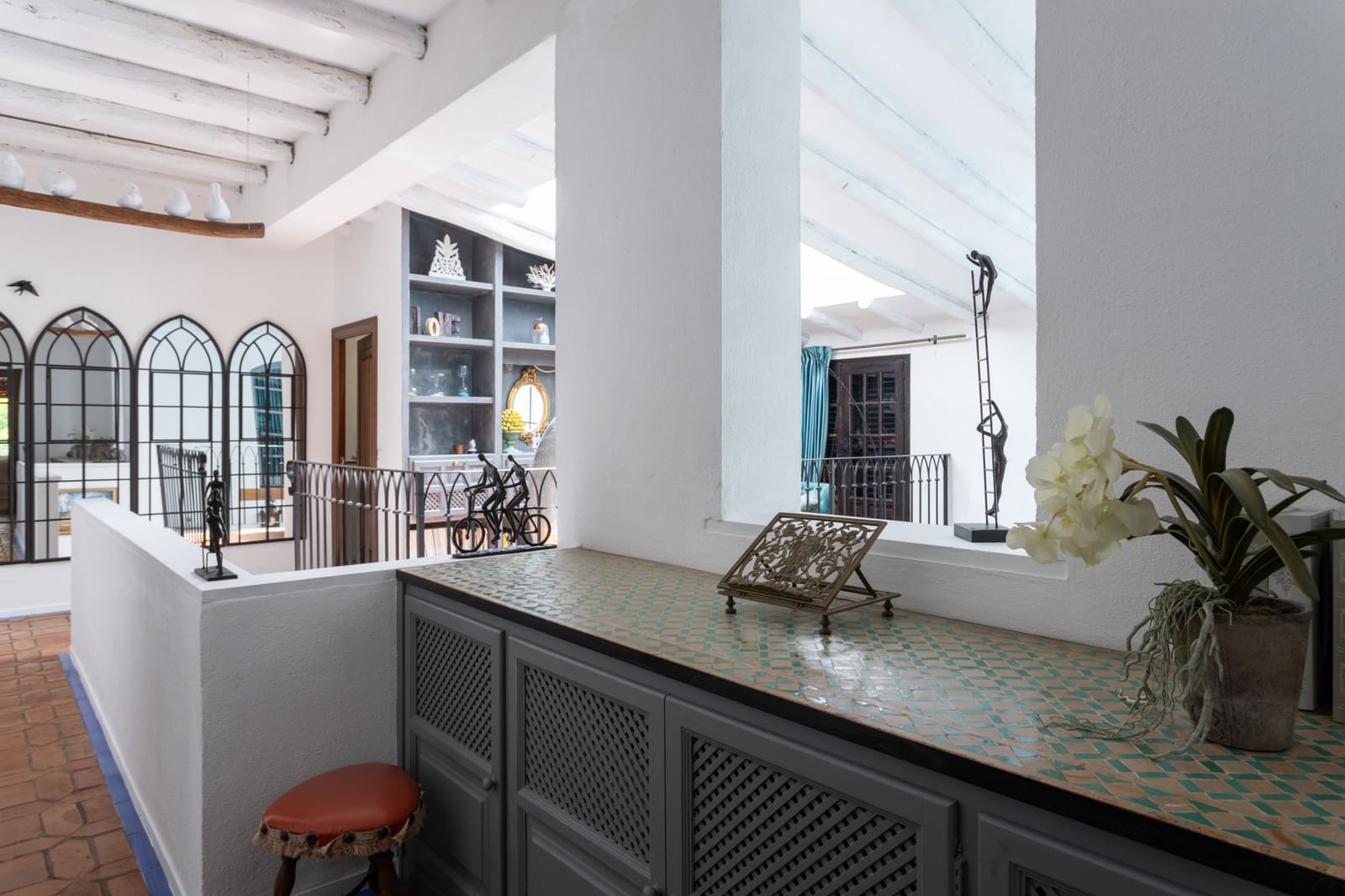 4 makuuhuone Huvila myytävänä paikassa Guadalmina mukana uima-altaan 
autotalli - 3 800 000 € (Ref: 8102886)