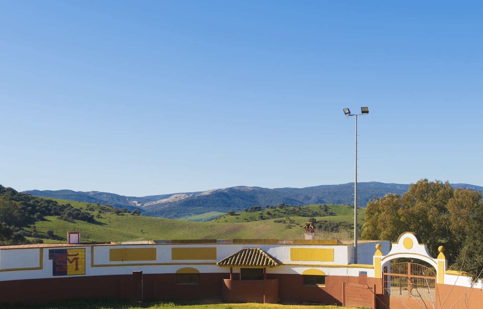 7 soveværelse Finca/Landehus til salg i San Martin del Tesorillo med garage - € 6.950.000 (Ref: 8254382)