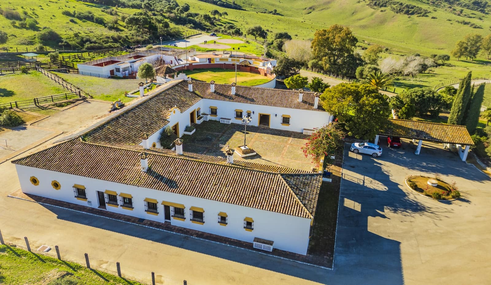 7 soveværelse Finca/Landehus til salg i San Martin del Tesorillo med garage - € 6.950.000 (Ref: 8254382)