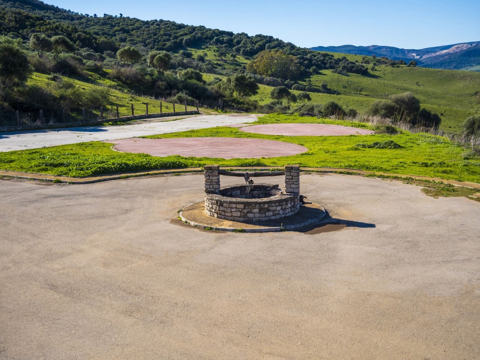 7 soveværelse Finca/Landehus til salg i San Martin del Tesorillo med garage - € 6.950.000 (Ref: 8254382)