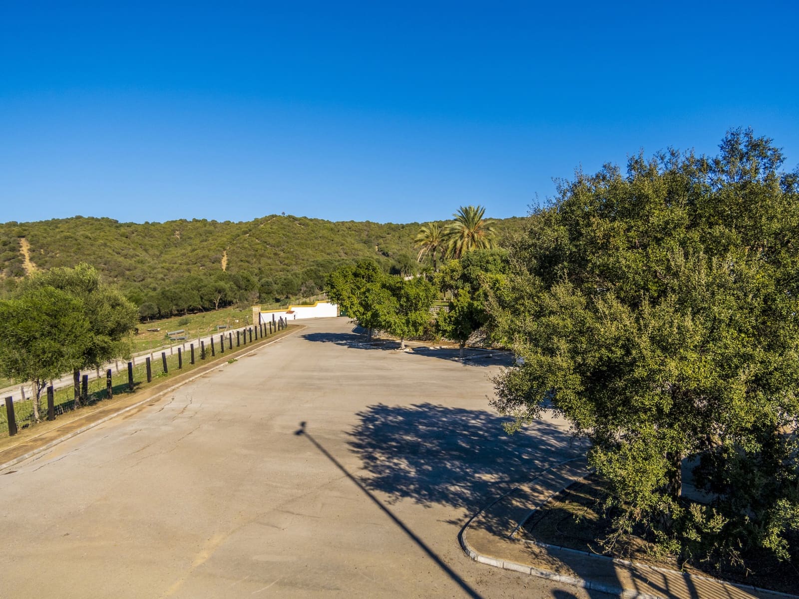 7 soveværelse Finca/Landehus til salg i San Martin del Tesorillo med garage - € 6.950.000 (Ref: 8254382)