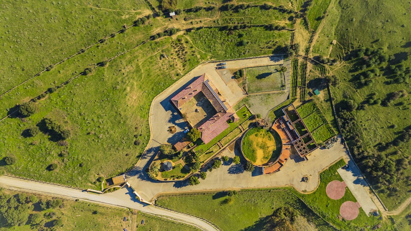 7 soverom Finca/Herregård til salgs i San Martin del Tesorillo med garasje - € 6 950 000 (Ref: 8254382)