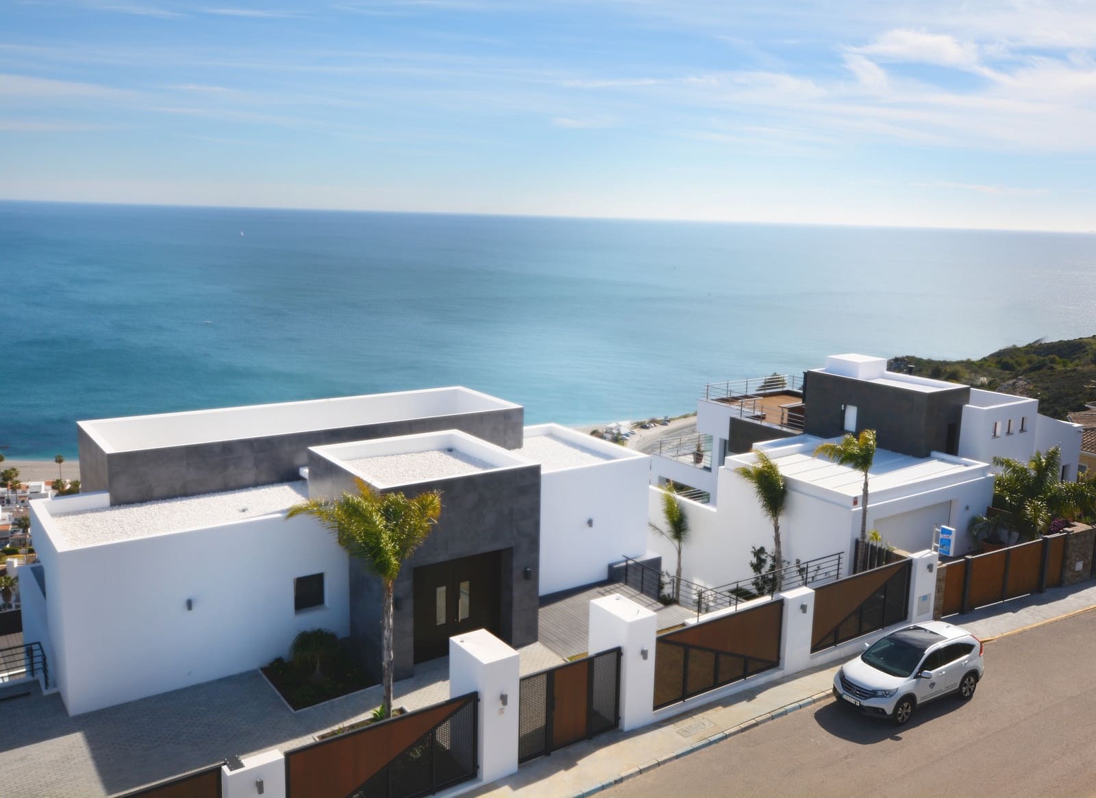 5 soveværelse Villa til salg i Manilva med swimmingpool garage - € 3.295.000 (Ref: 8345572)