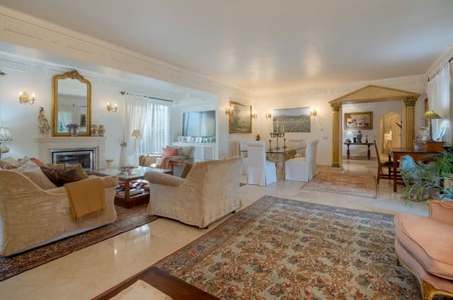3 soverom Villa til salgs i Guadalmina Alta, Marbella med svømmebasseng garasje - € 1 490 000 (Ref: 8392892)