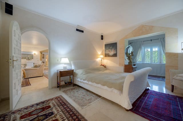 3 soverom Villa til salgs i Guadalmina Alta, Marbella med svømmebasseng garasje - € 1 490 000 (Ref: 8392892)