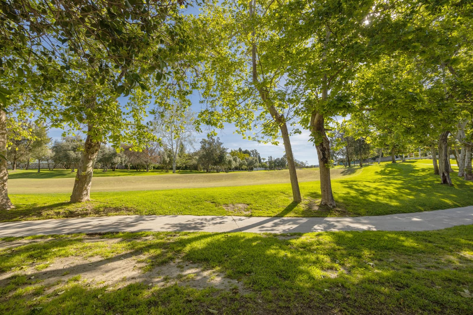 3 soverom Villa til salgs i Guadalmina med svømmebasseng garasje - € 1 490 000 (Ref: 8392892)