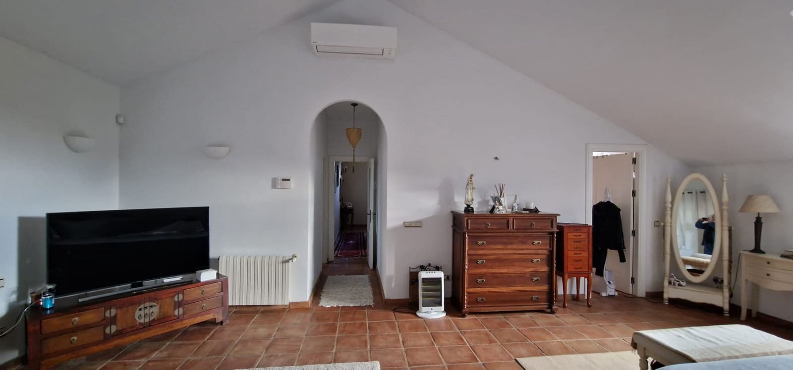 6 bedroom Villa for sale in Sotogrande with pool garage - € 1,725,000 (Ref: 8450992)