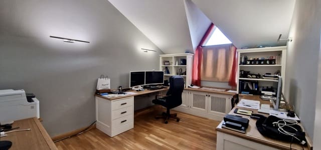 6 soverom Villa til salgs i Sotogrande, San Roque med svømmebasseng garasje - € 1 725 000 (Ref: 8450992)